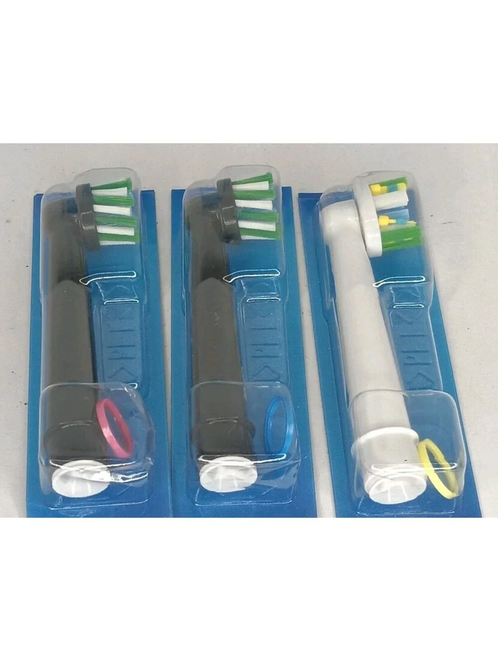 9 Oral-B Daily Clean Electric Toothbrush Heads Sealed BRAND NEW 470413200